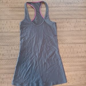 Lululemon Women's S/M racerback tank top